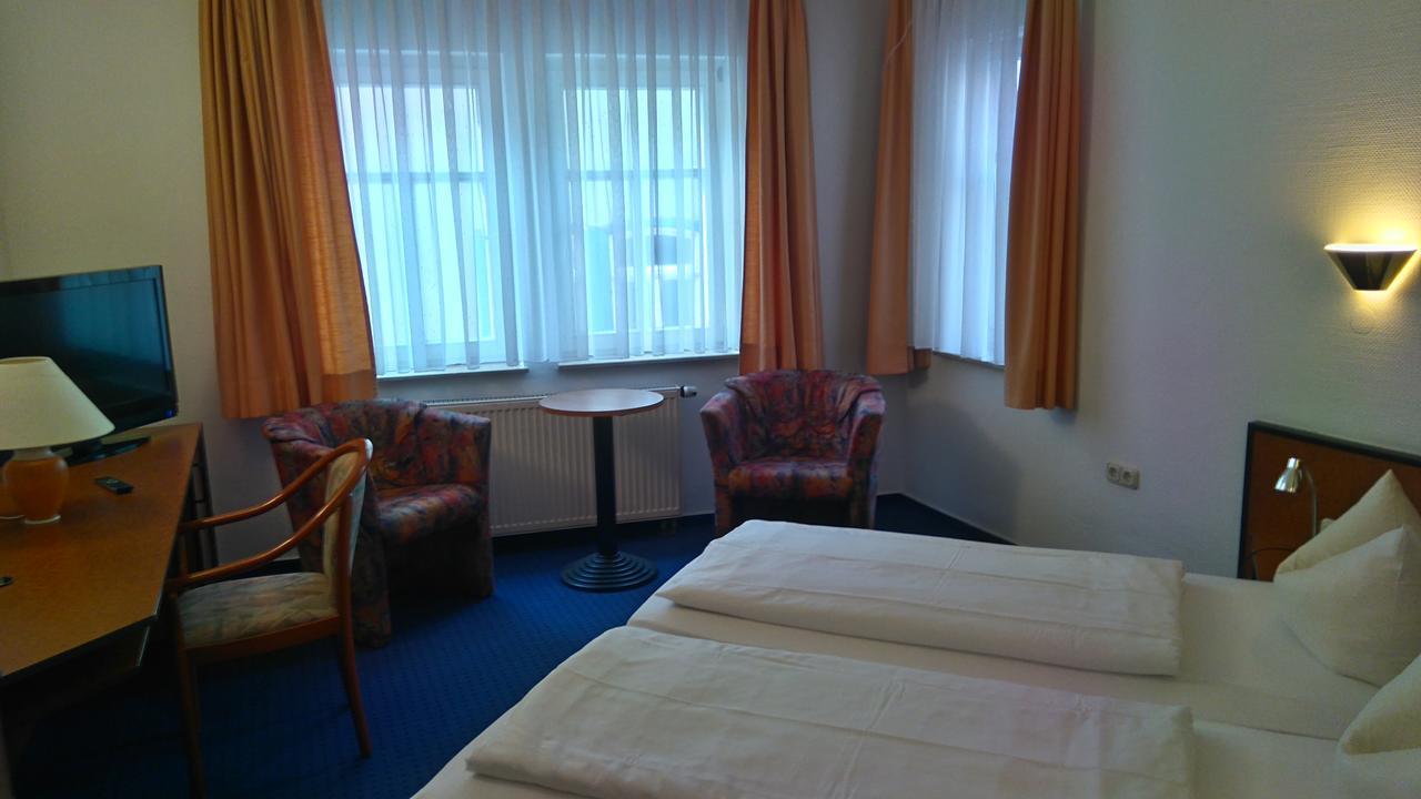 Hotel Loewensteiner Hof Haus Am Neuplatz Wertheim Εξωτερικό φωτογραφία