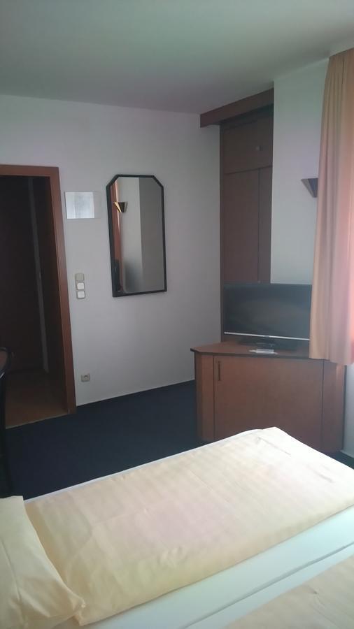 Hotel Loewensteiner Hof Haus Am Neuplatz Wertheim Εξωτερικό φωτογραφία